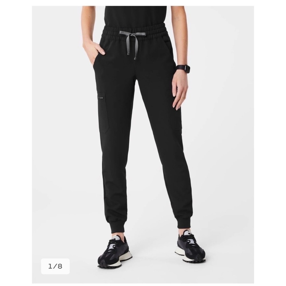 FIGS Zamora Jogger Scrub Pants Black Technical Collection Womens Medium petite